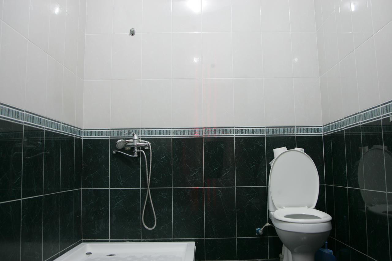 Eleon Hotel Kutaiszi Kültér fotó