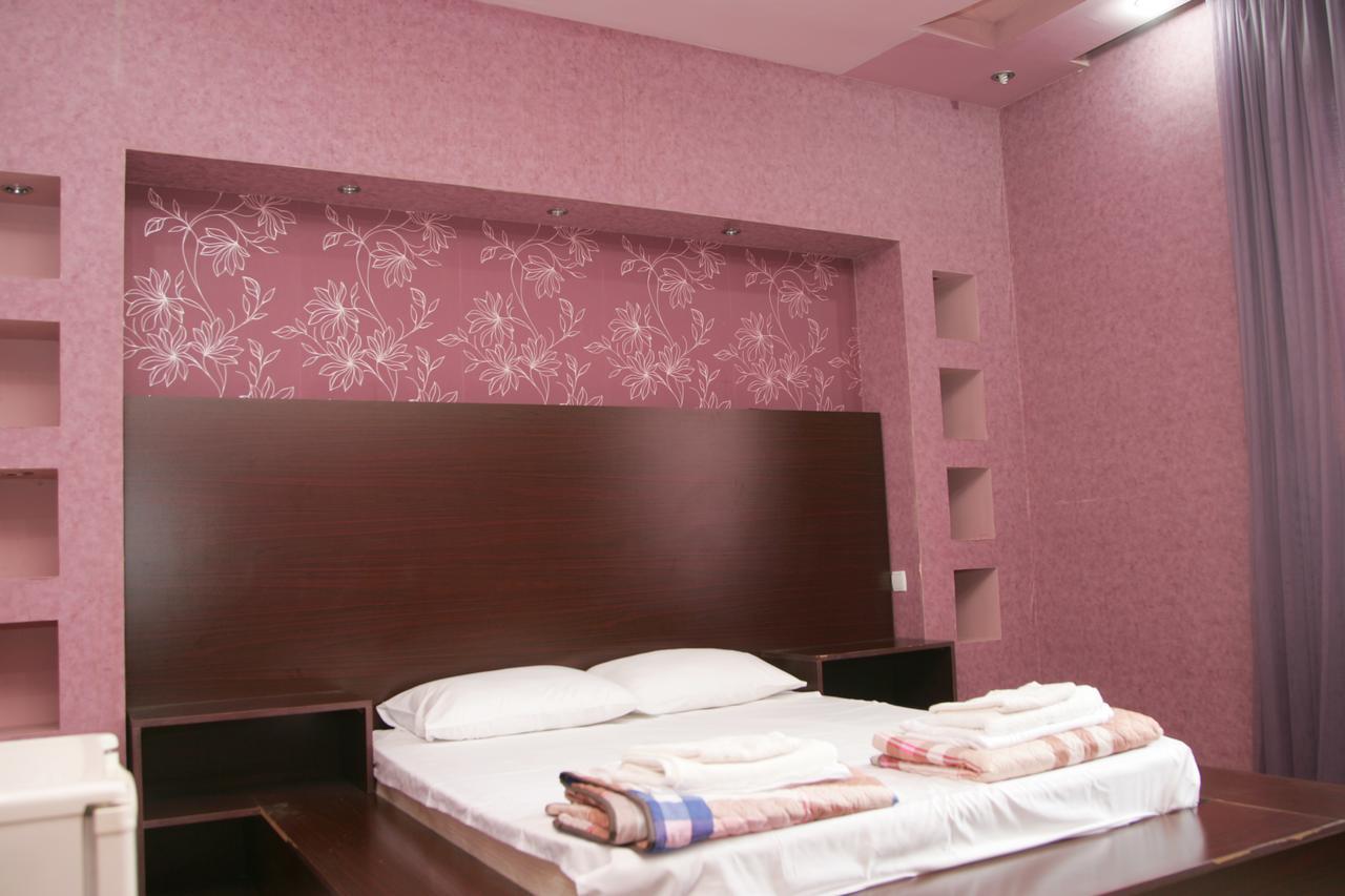 Eleon Hotel Kutaiszi Kültér fotó