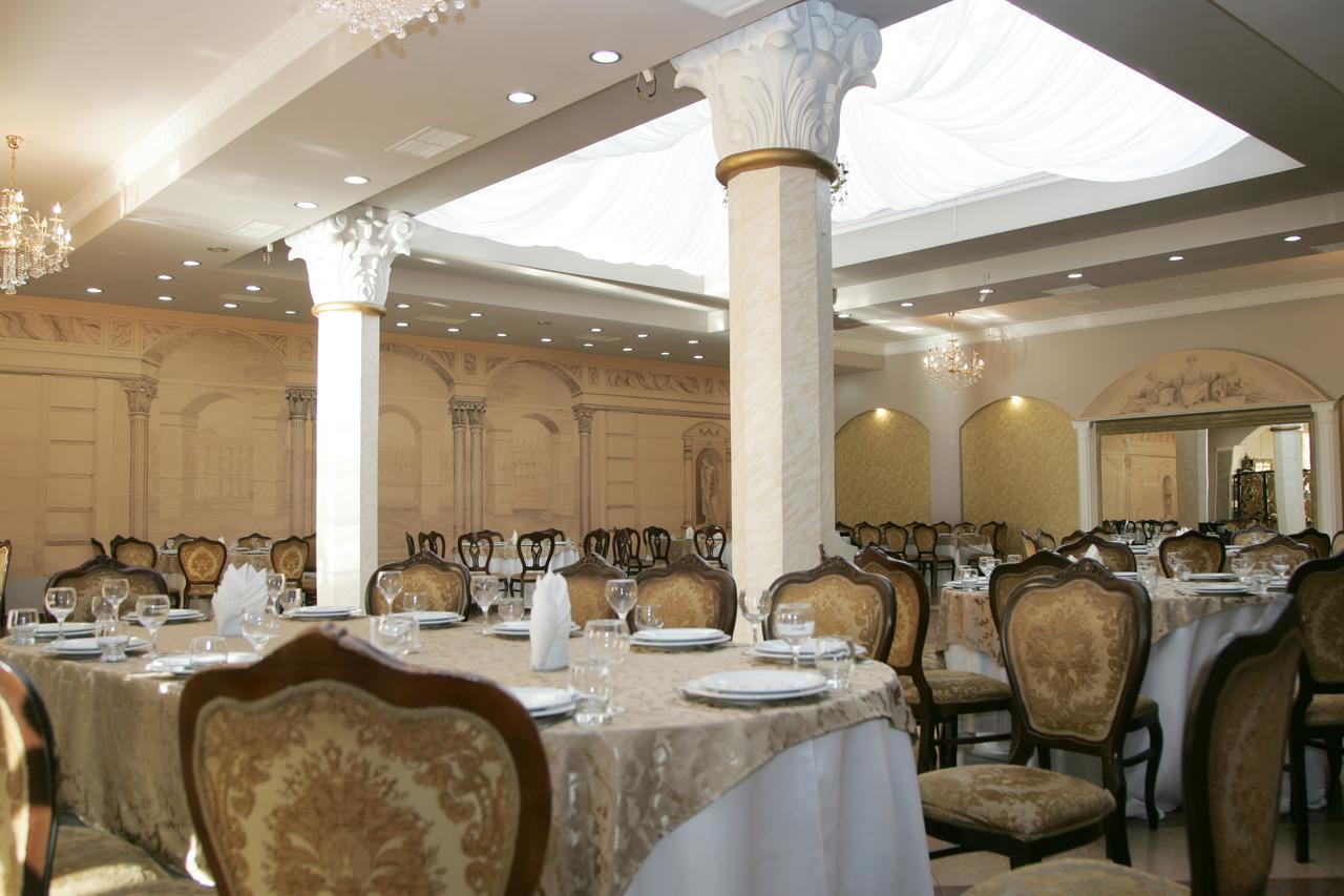 Eleon Hotel Kutaiszi Kültér fotó