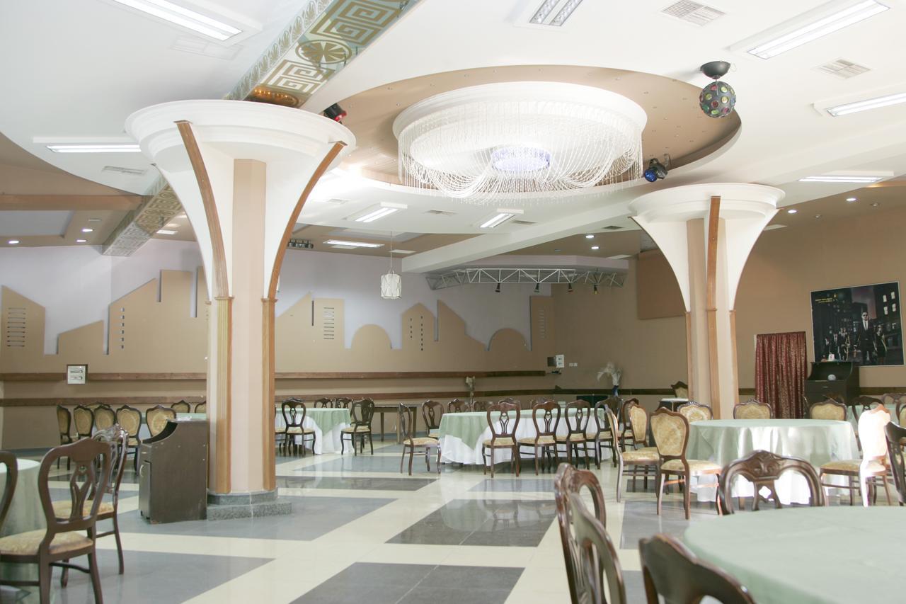 Eleon Hotel Kutaiszi Kültér fotó